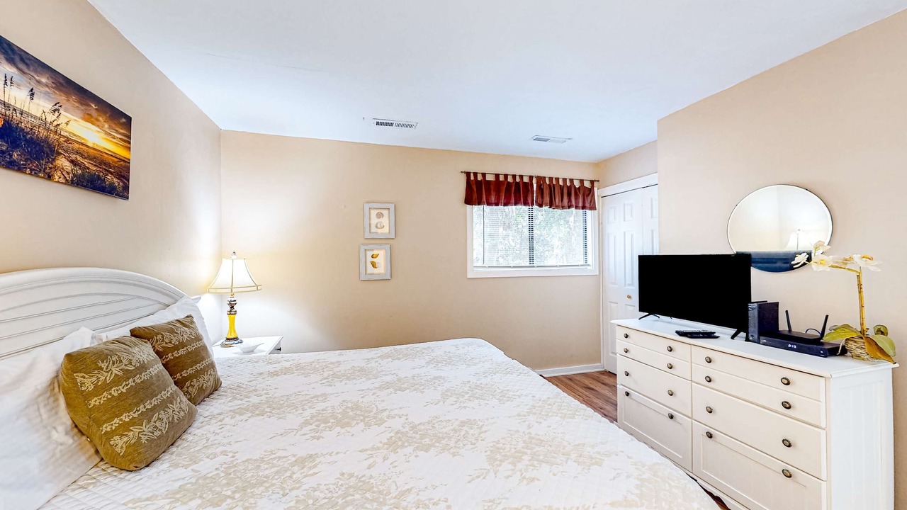 Photo of Bedroom in Shipyard Plantation