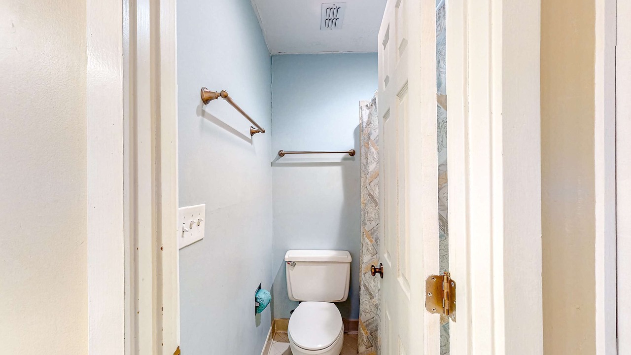 Photo of Bathroom in Shipyard Plantation
