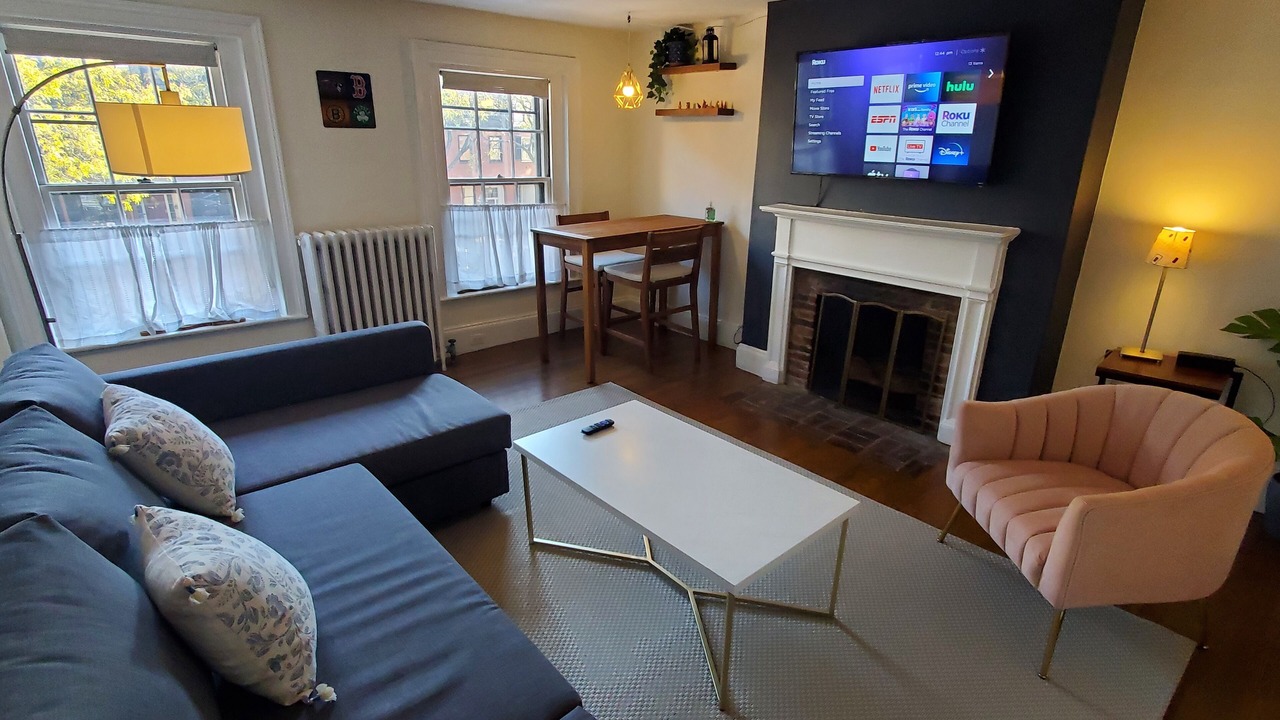 Photo of Livingroom in Shawmut