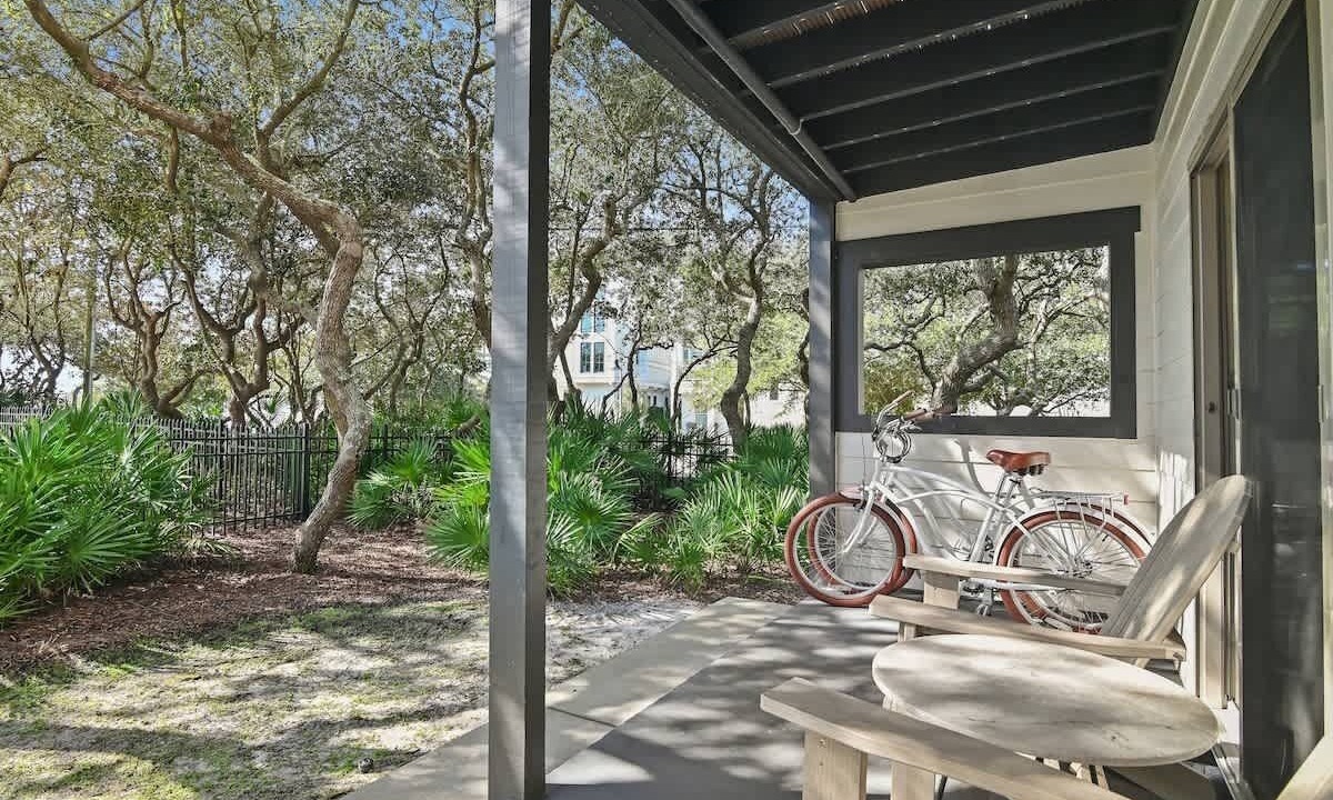 Photo of Patio Balcony in Inlet Beach