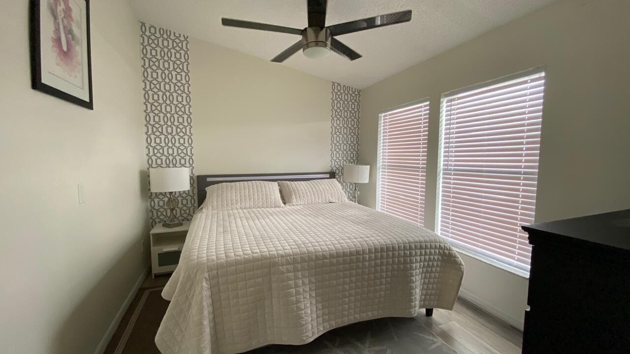 Photo of Bedroom in Lindfields
