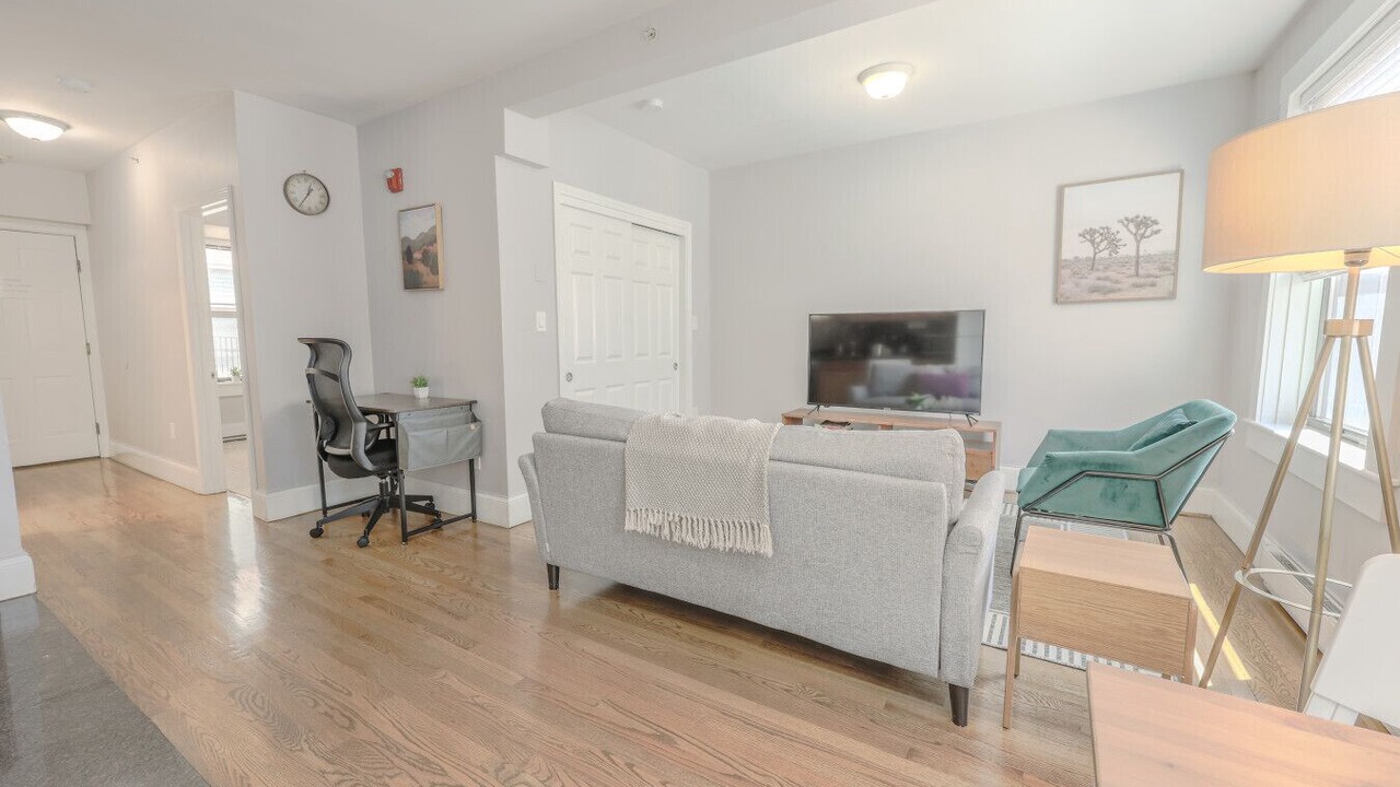 Photo of Livingroom in Downtown Boston