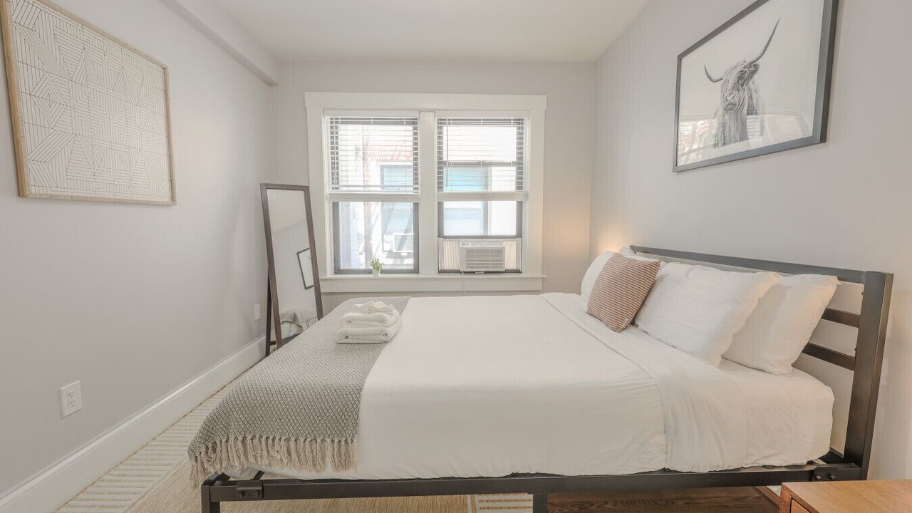 Photo of Bedroom in Downtown Boston