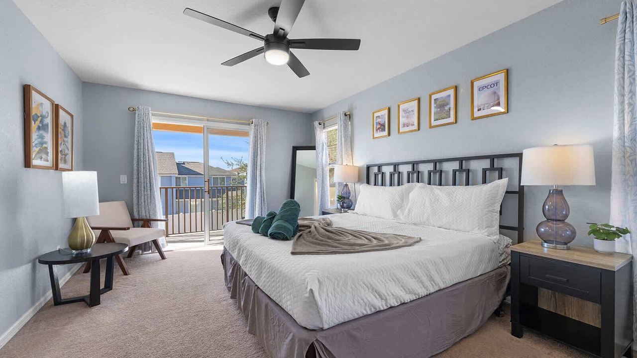 Photo of Bedroom in Regal Palms
