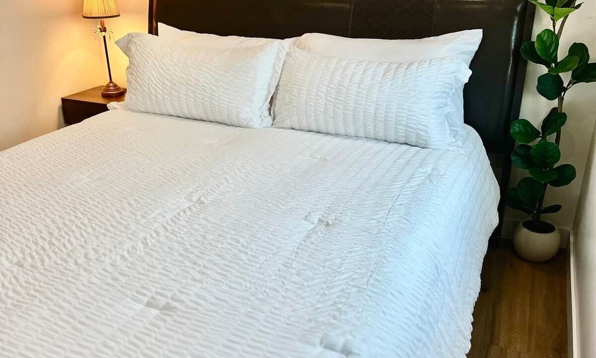 Photo of Bedroom in Mira Mesa