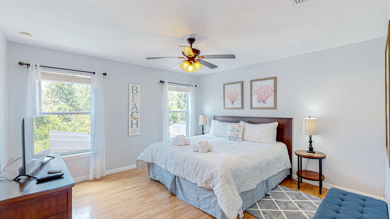 Photo of Bedroom in Sandy Ridge