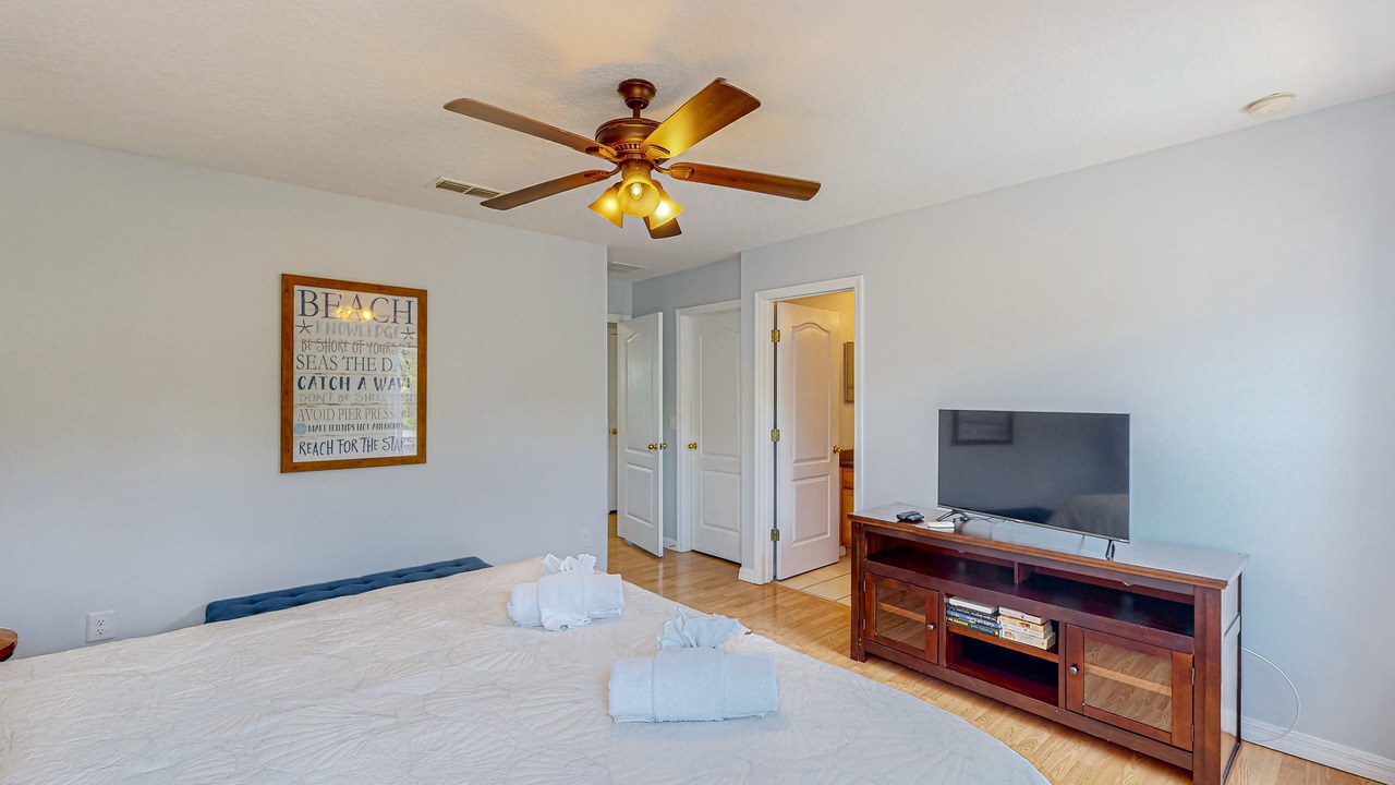 Photo of Bedroom in Sandy Ridge