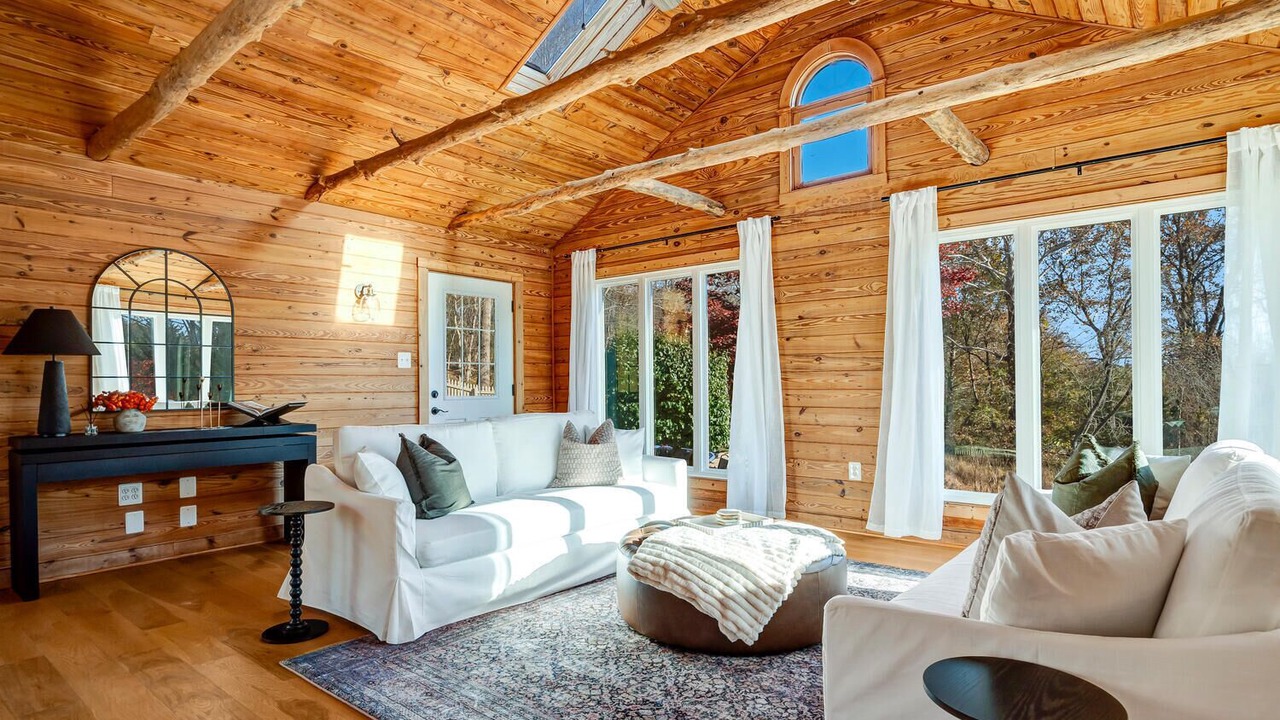 Photo of Livingroom in Blue Ridge
