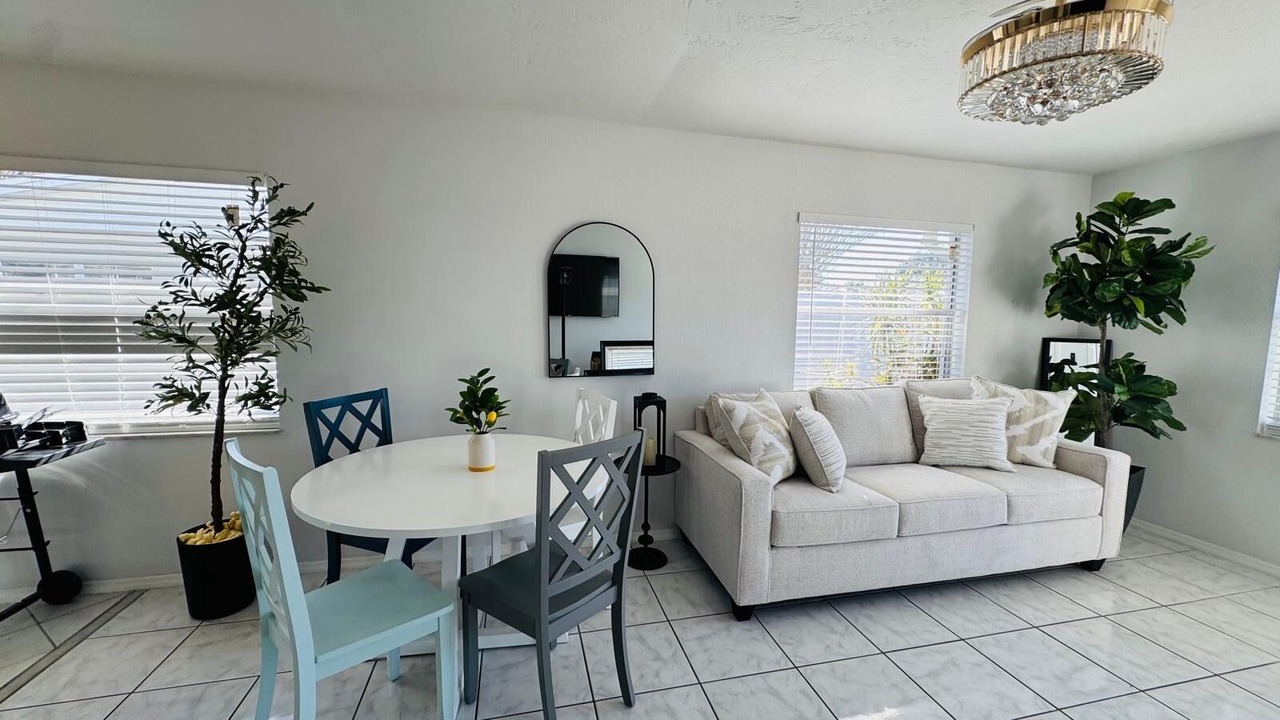 Photo of Livingroom in Southgate