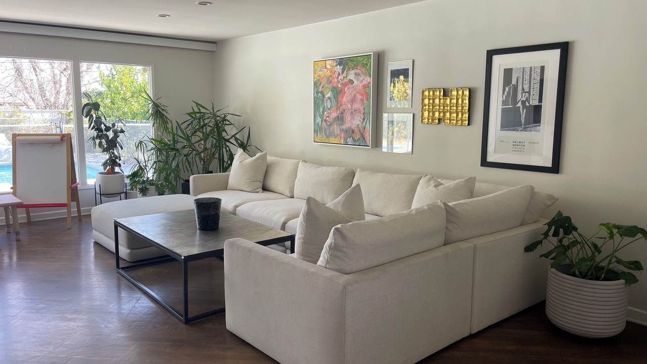 Photo of Livingroom in McNeil Estates