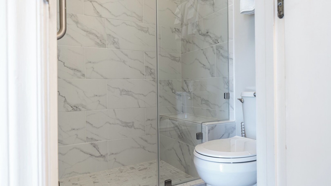 Photo of Bathroom in Pine Knoll Shores