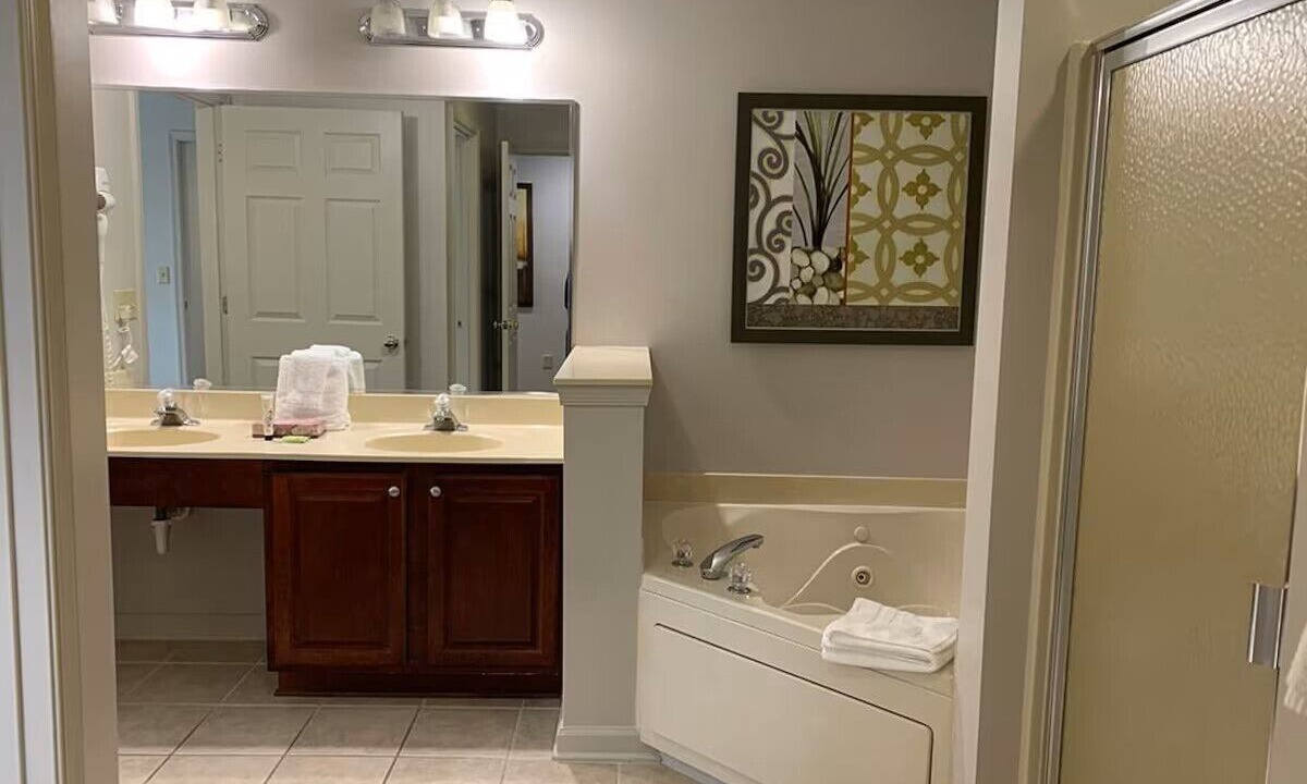 Photo of Bathroom in Williamsburg