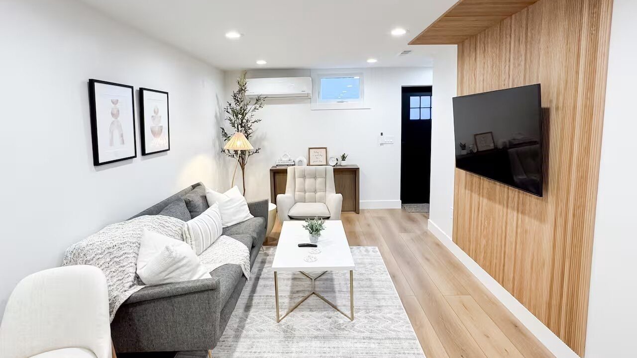 Photo of Livingroom in Herndon