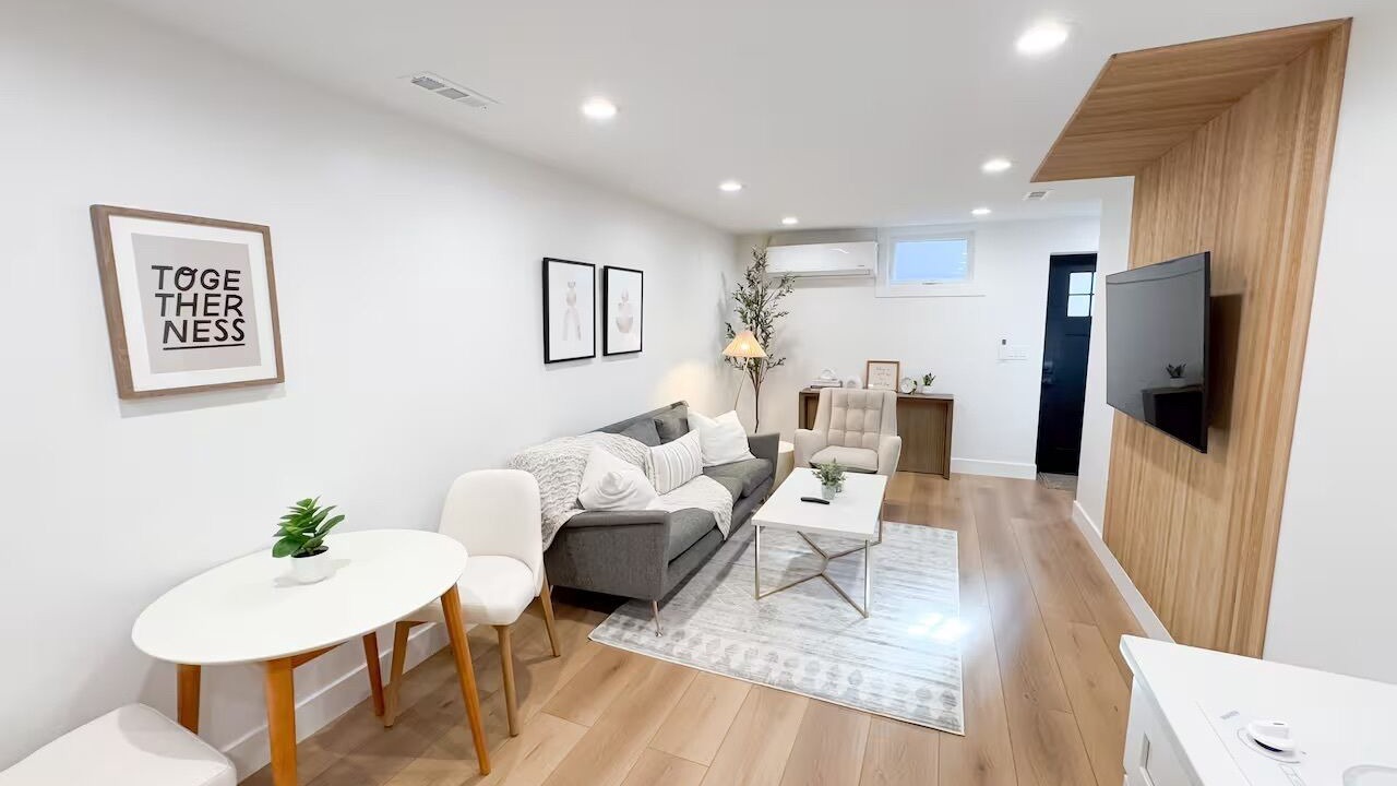 Photo of Livingroom in Herndon