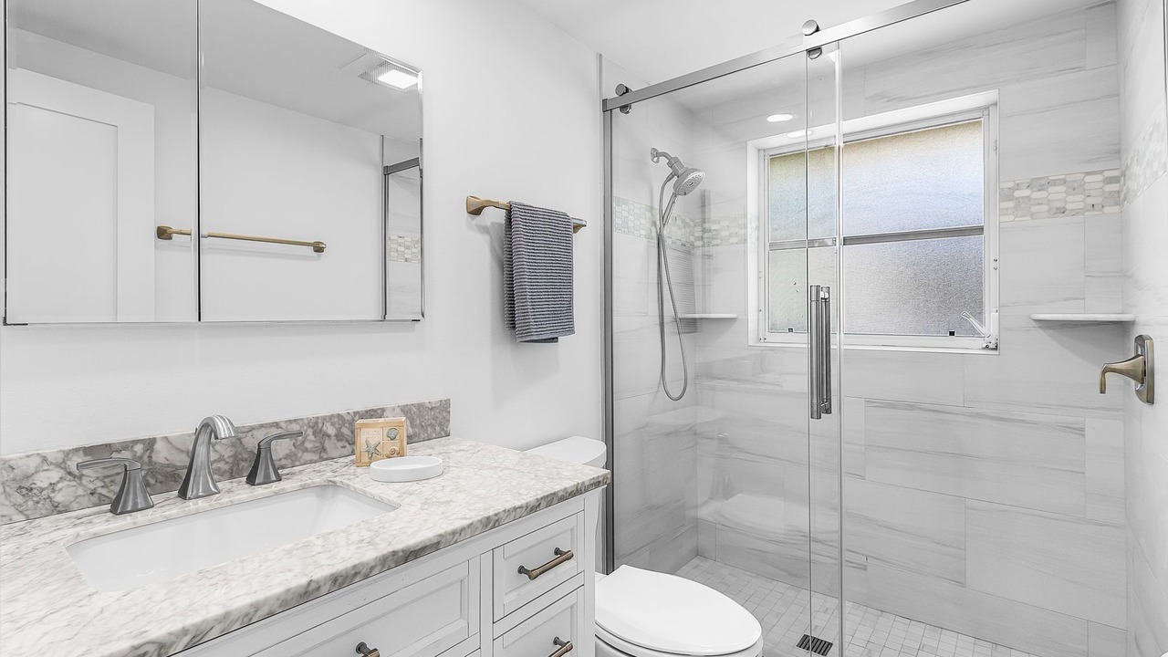 Photo of Bathroom in Aloha Kai