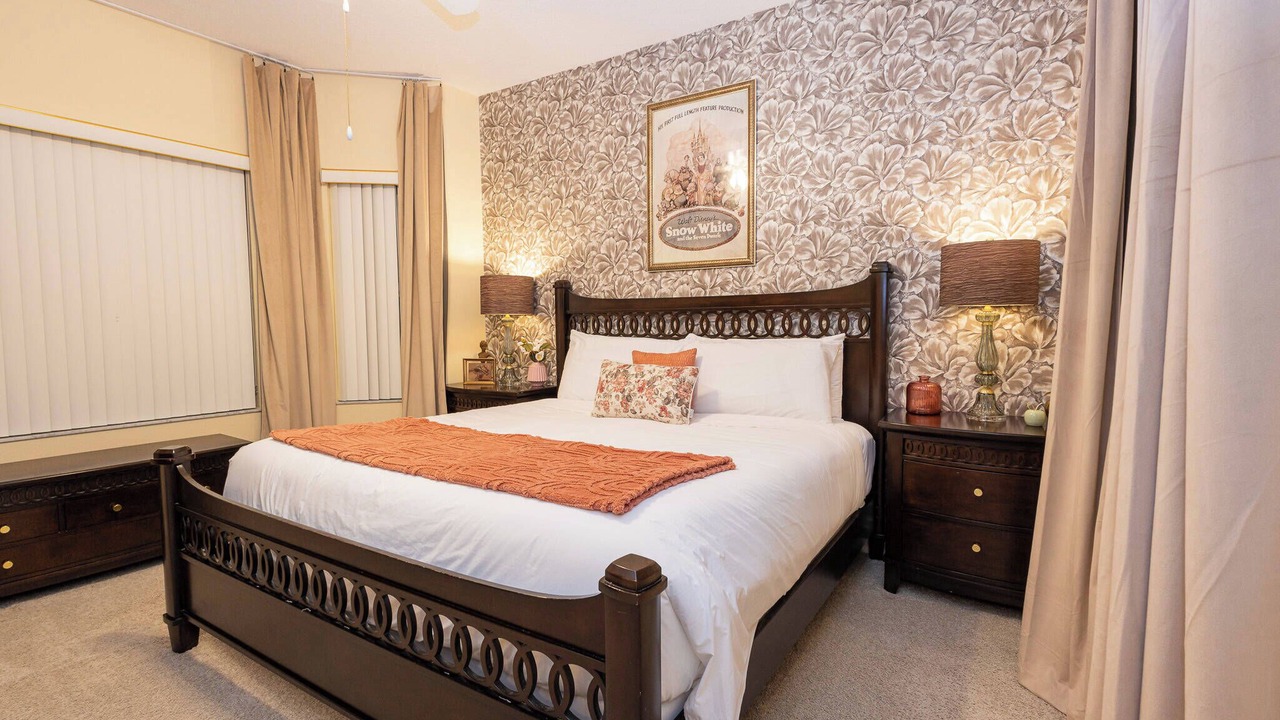 Photo of Bedroom in Tuscan Hills