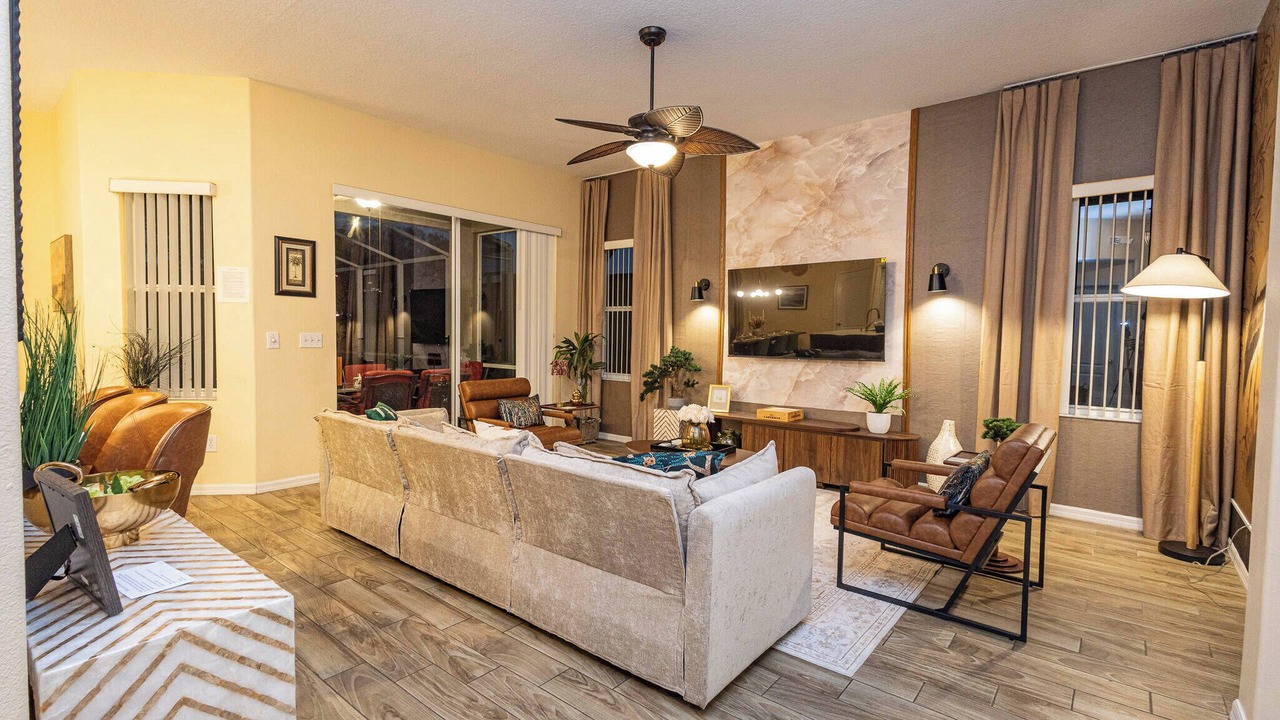 Photo of Livingroom in Tuscan Hills