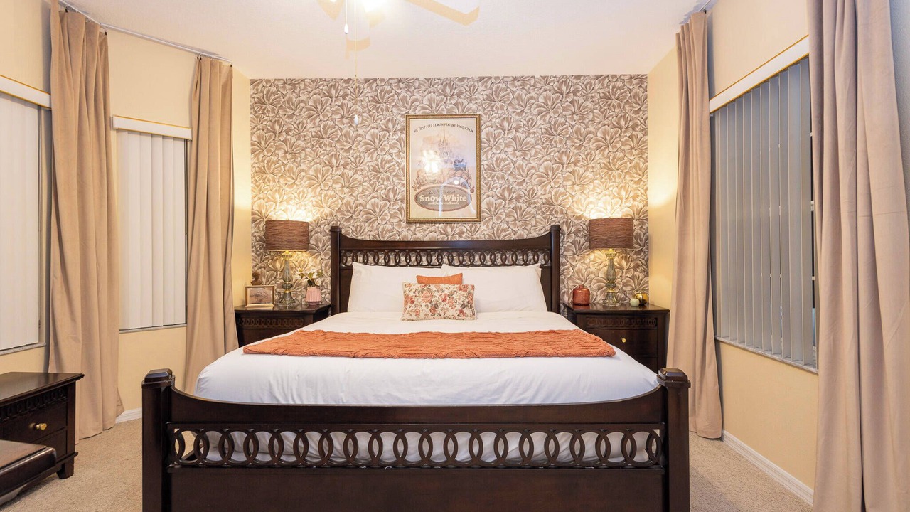 Photo of Bedroom in Tuscan Hills