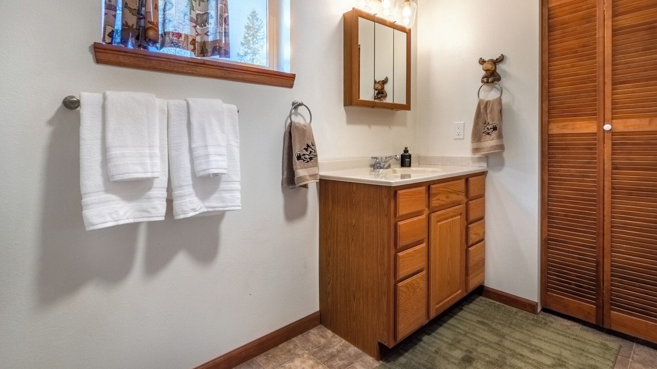 Photo of Bathroom in Grand Lake