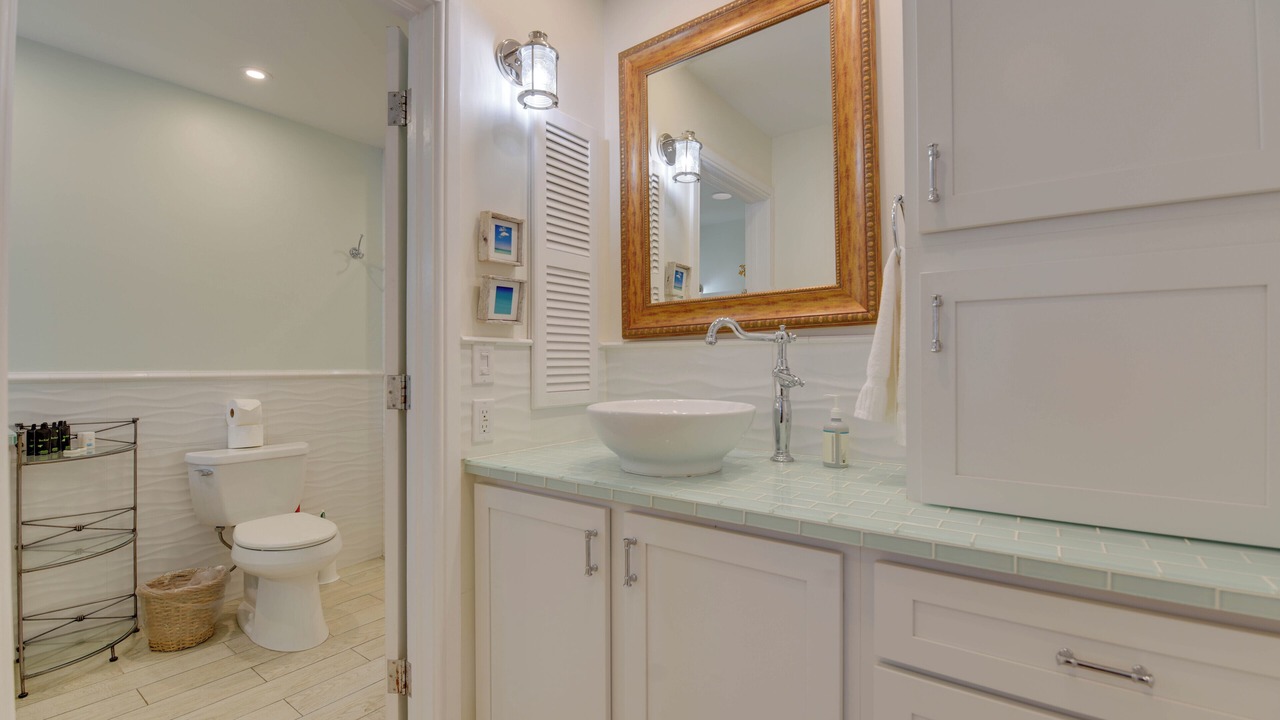 Photo of Bathroom in Bahama Village