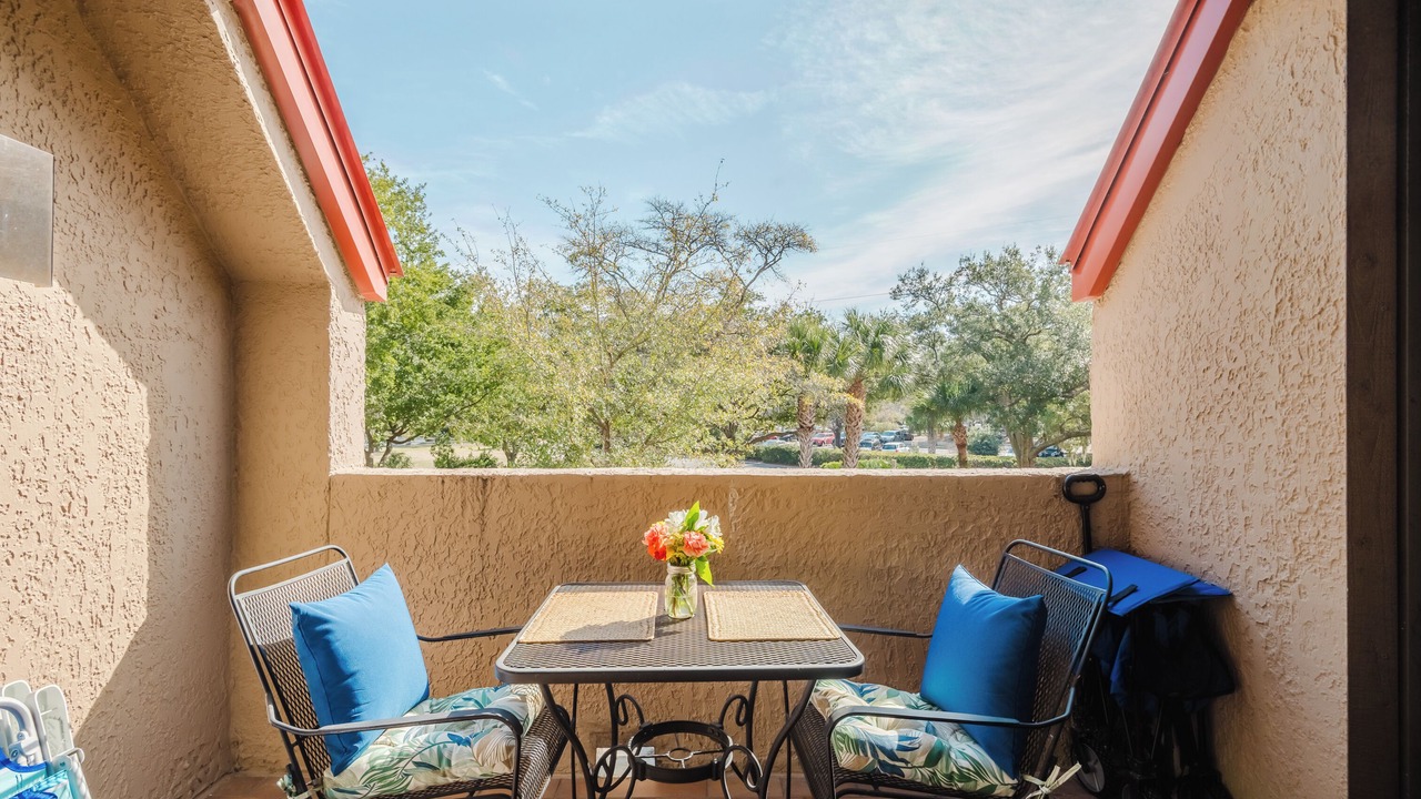 Photo of Patio Balcony in Shelter Cove