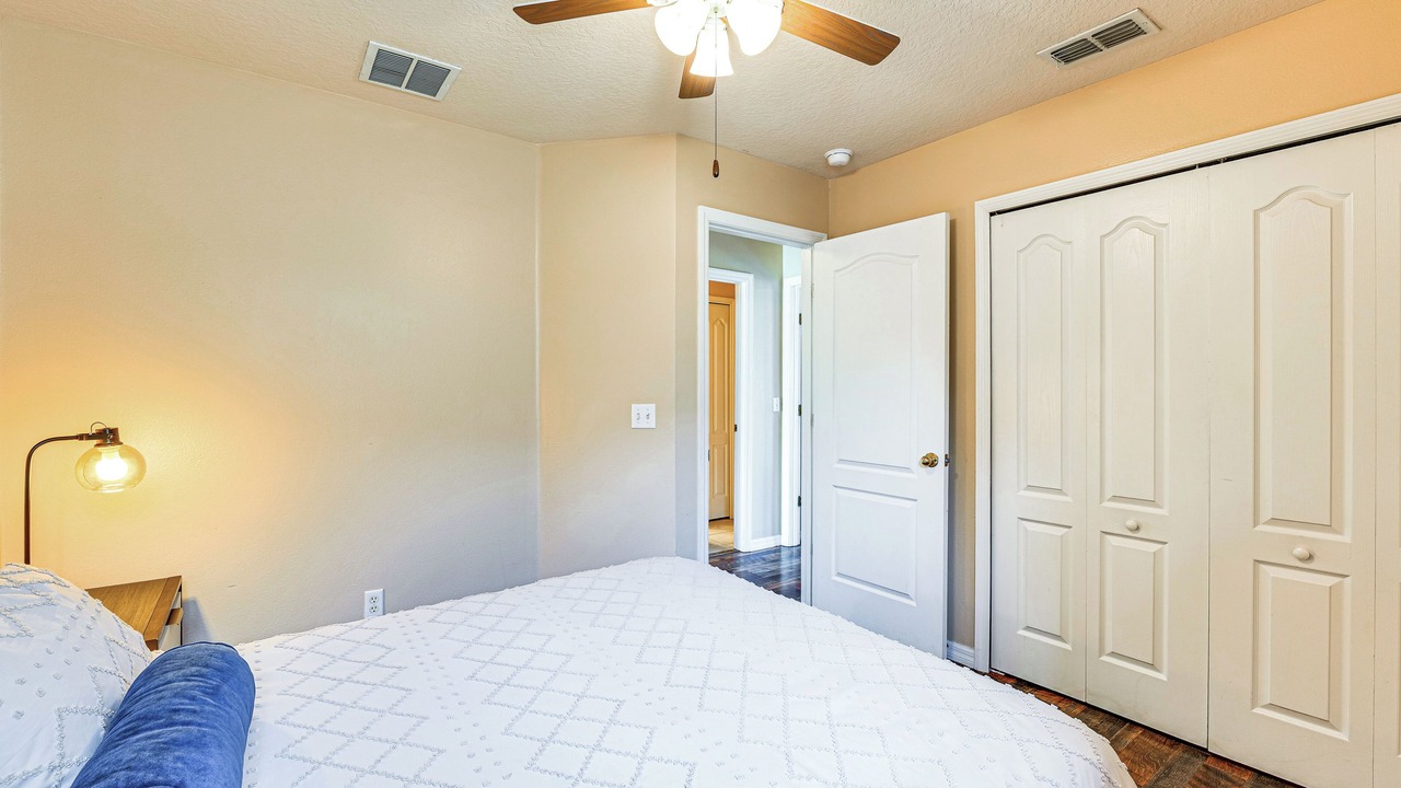 Photo of Bedroom in Sandy Ridge