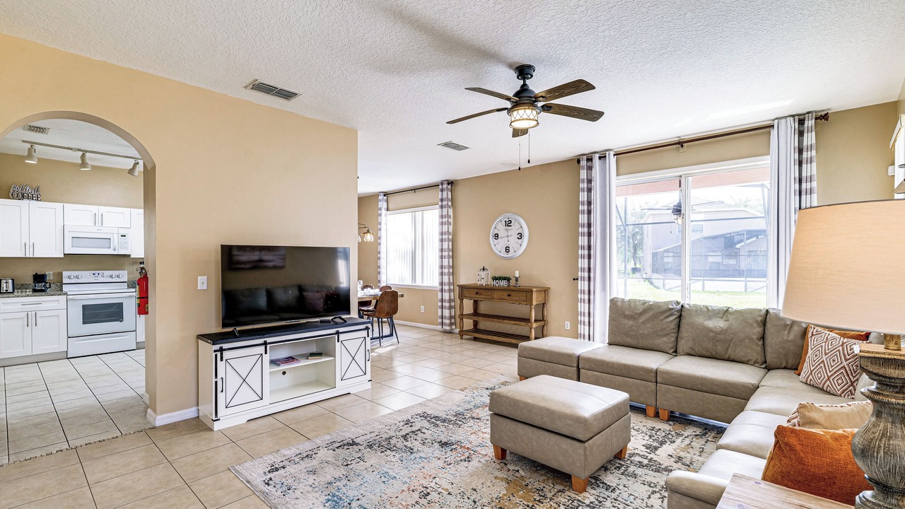Photo of Livingroom in Sandy Ridge