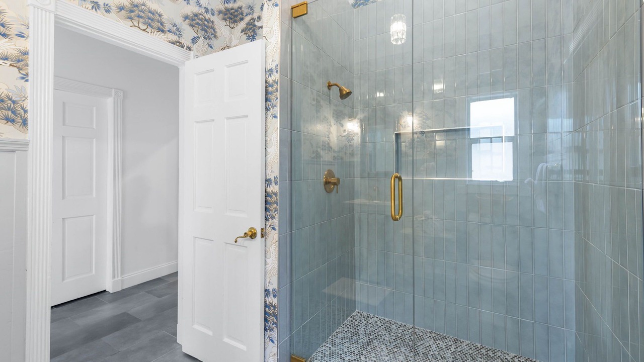 Photo of Bathroom in Biggar