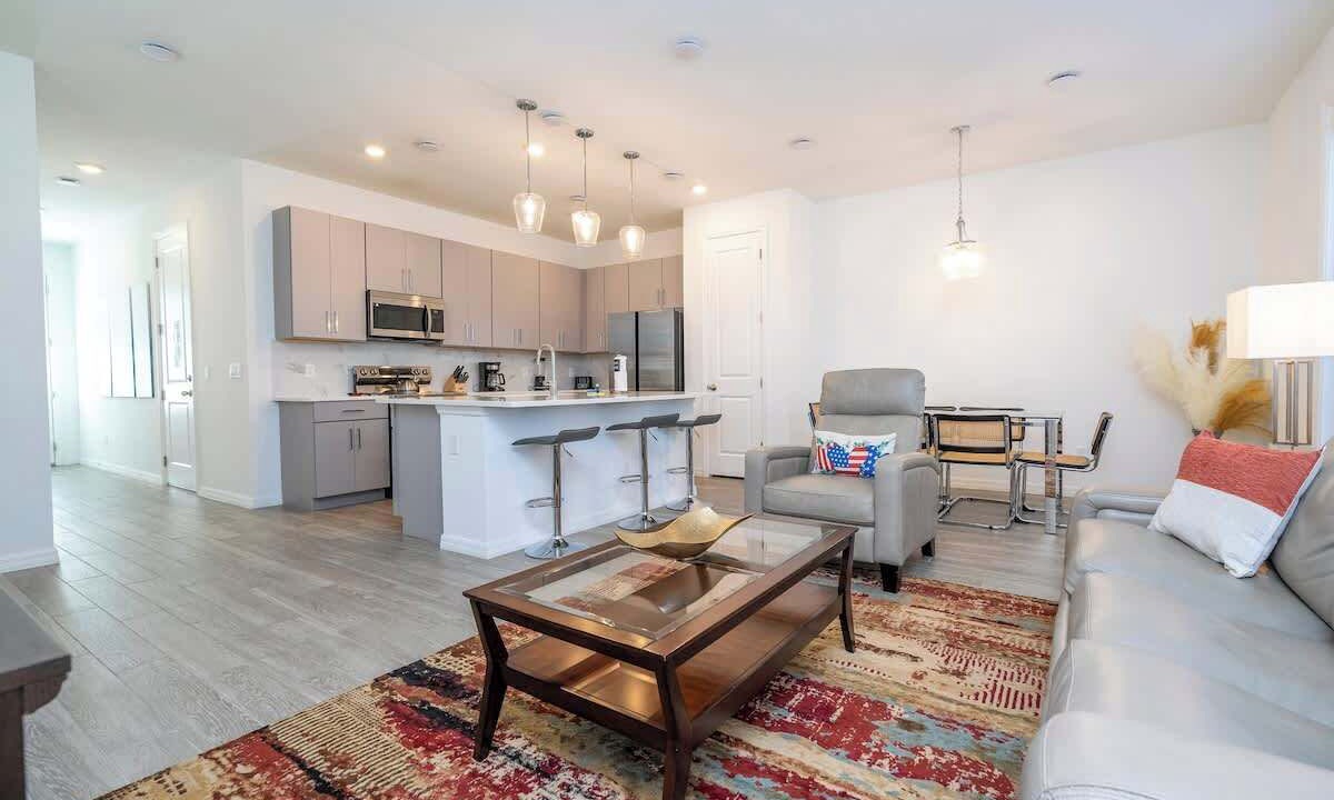 Photo of Livingroom in Davenport