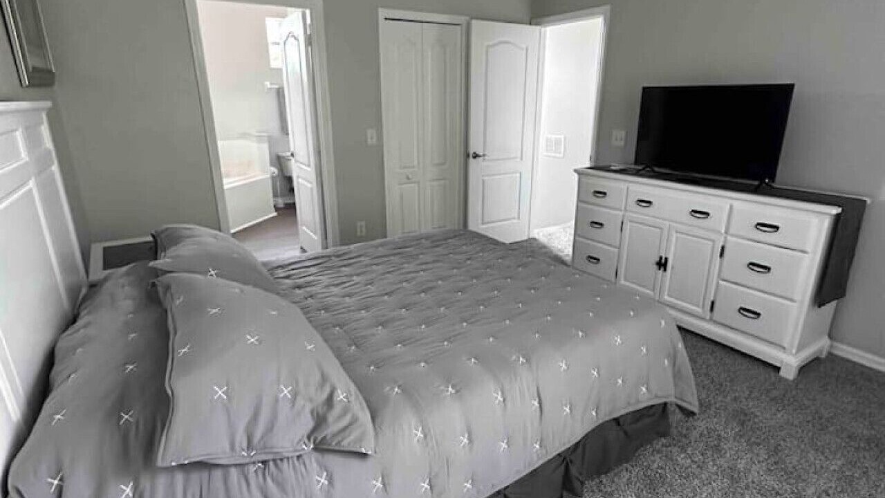 Photo of Bedroom in Tuscan Hills