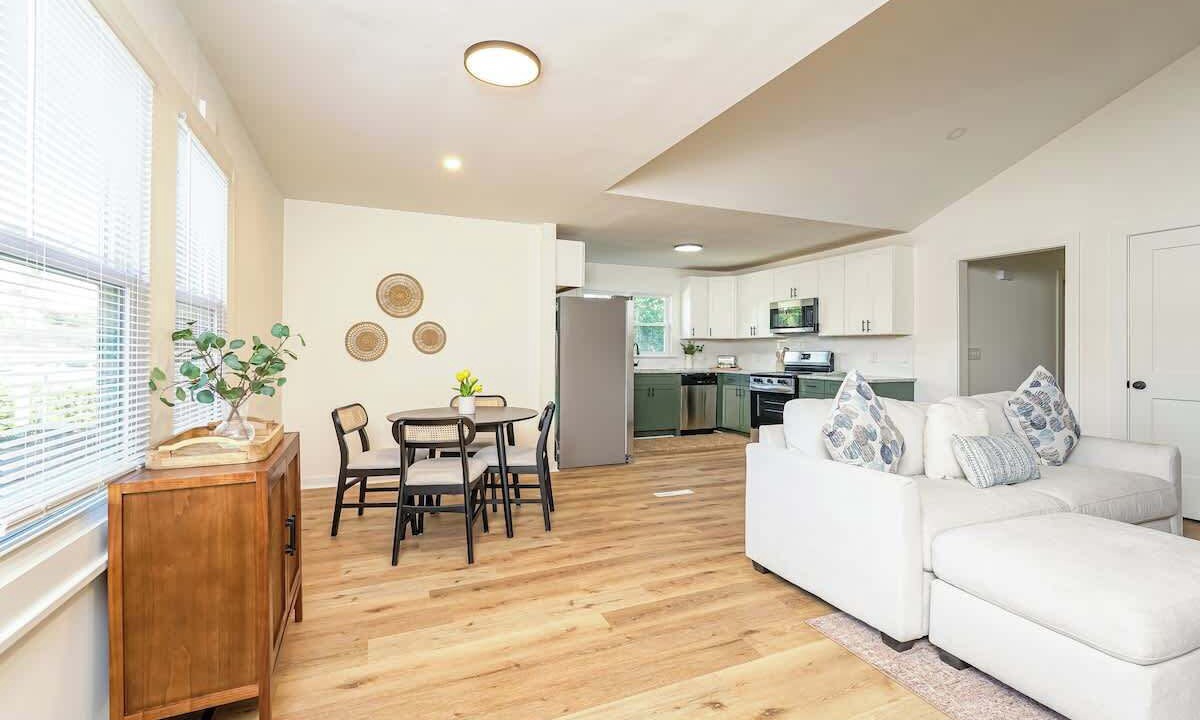 Photo of Livingroom in Winston - Salem