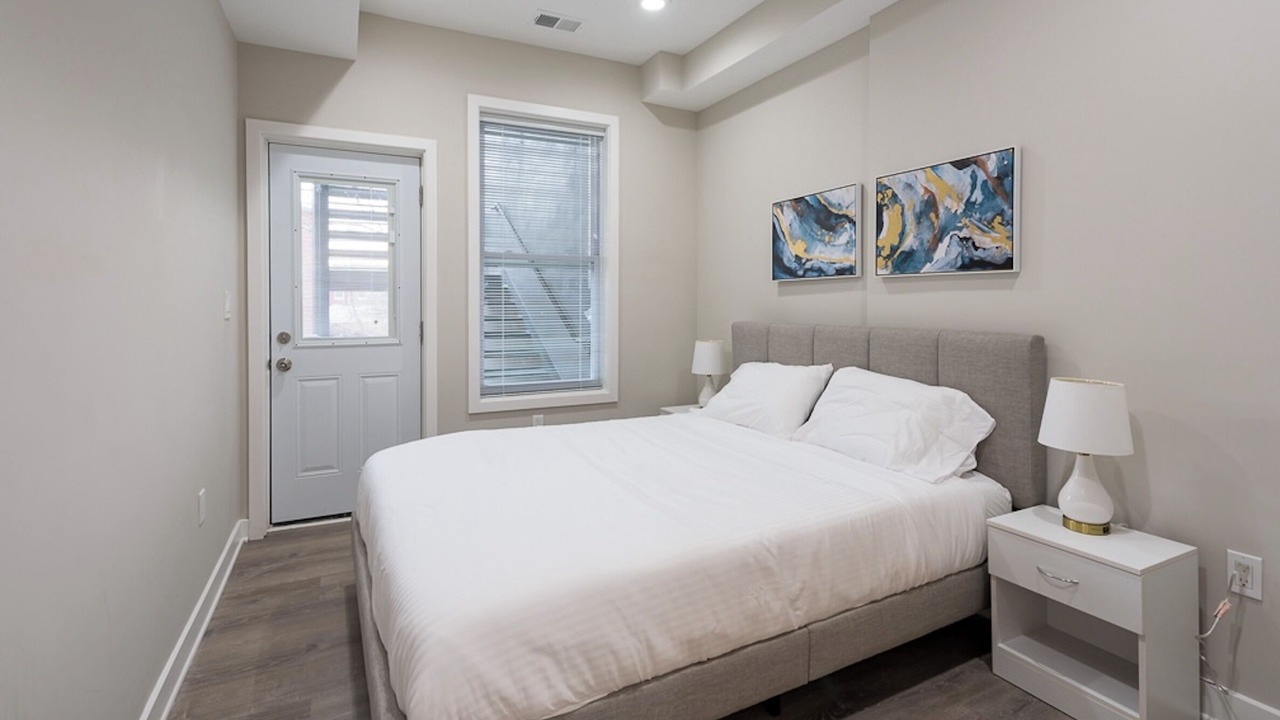 Photo of Bedroom in Barney Circle