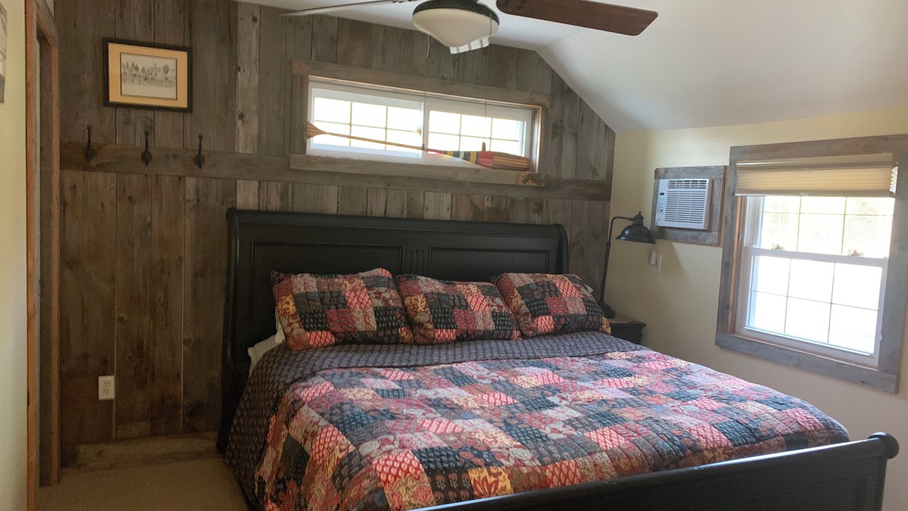 Photo of Bedroom in Putnam Station