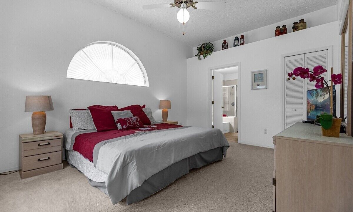 Photo of Bedroom in Lindfields