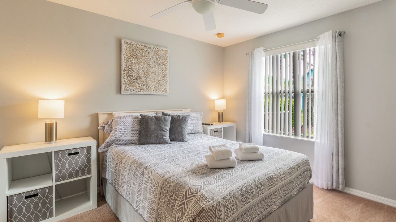 Photo of Bedroom in Lindfields