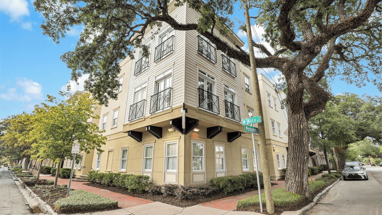 Photo of Outdoor in Old West Broad Neighborhood