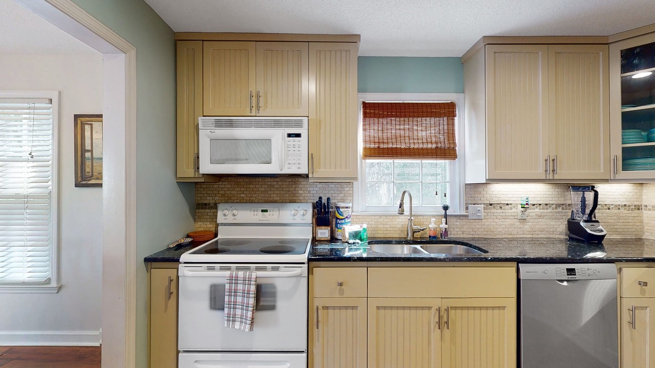 Photo of Kitchen in Saint Simons Island