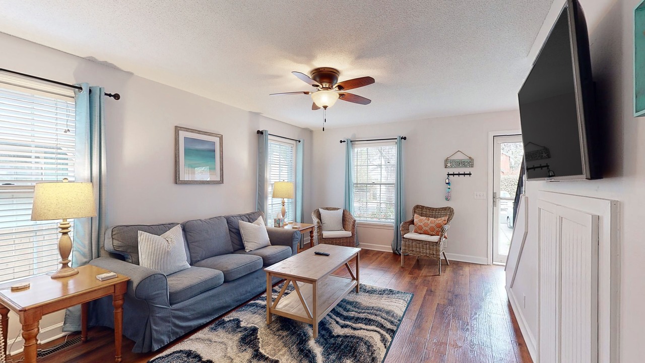 Photo of Livingroom in Saint Simons Island