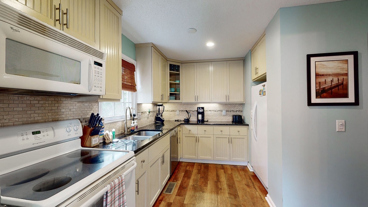 Photo of Kitchen in Saint Simons Island