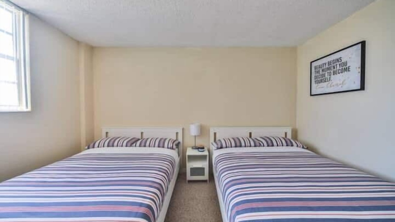 Photo of Bedroom in Golden Beach