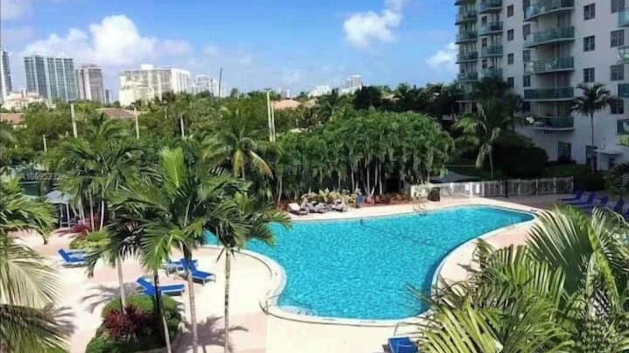 Photo of Outdoor in Golden Beach