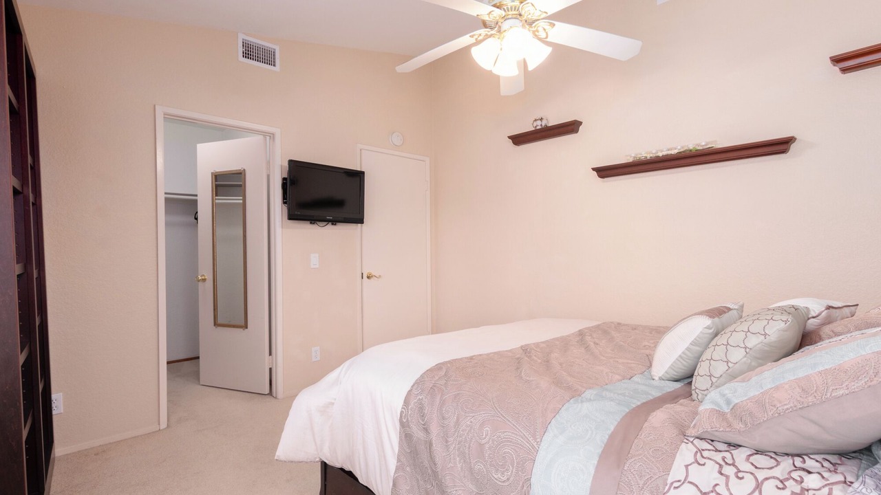 Photo of Bedroom in Scripps Ranch