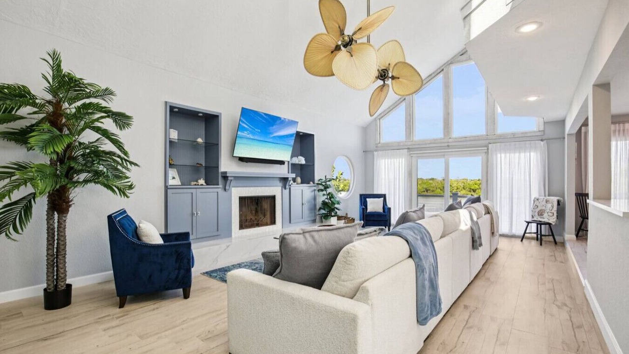 Photo of Livingroom in Siesta Key