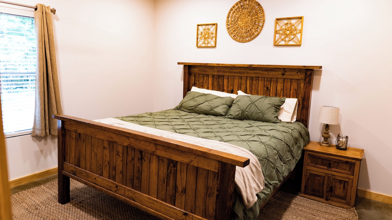 Photo of Bedroom in Spring City