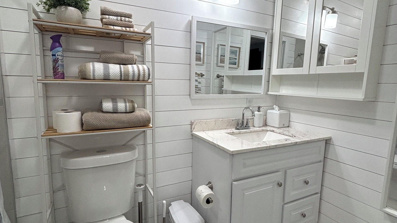 Photo of Bathroom in Dunnellon