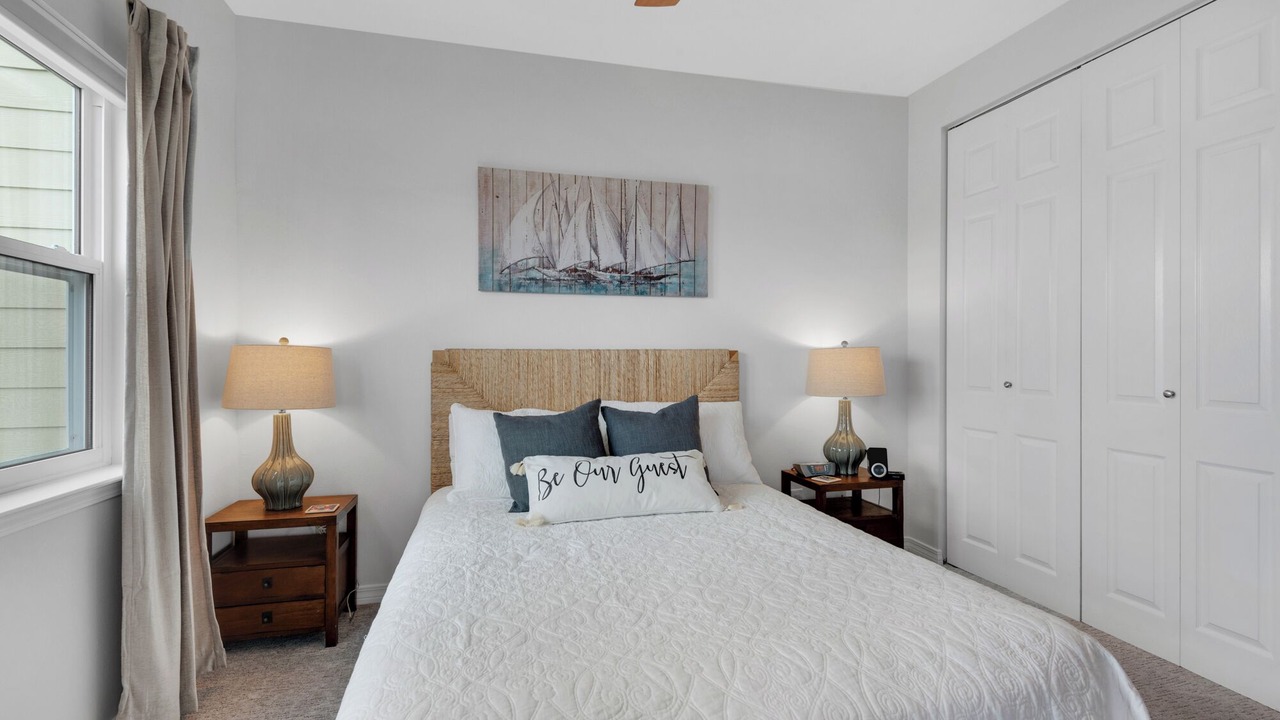 Photo of Bedroom in Pensacola Beach
