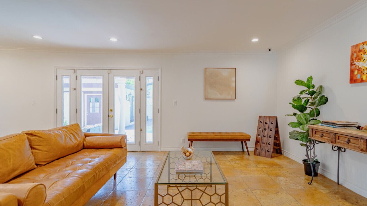 Photo of Livingroom in North Hollywood