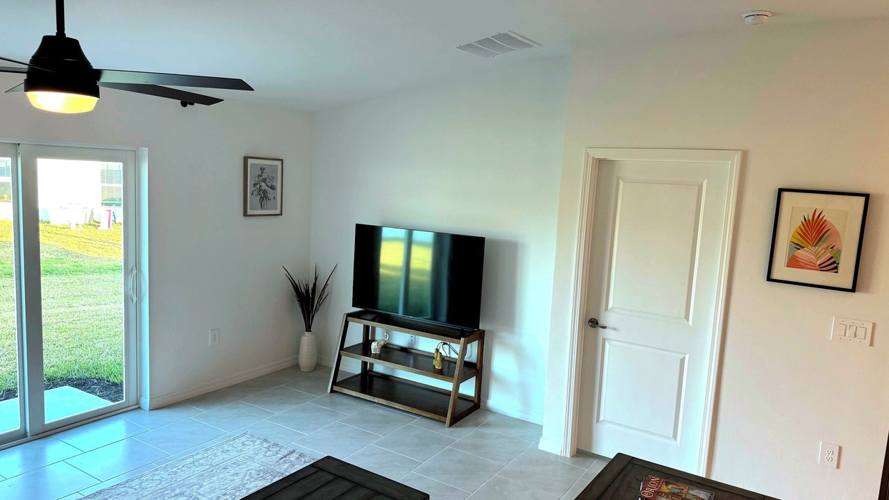 Photo of Livingroom in Rotonda Lakes