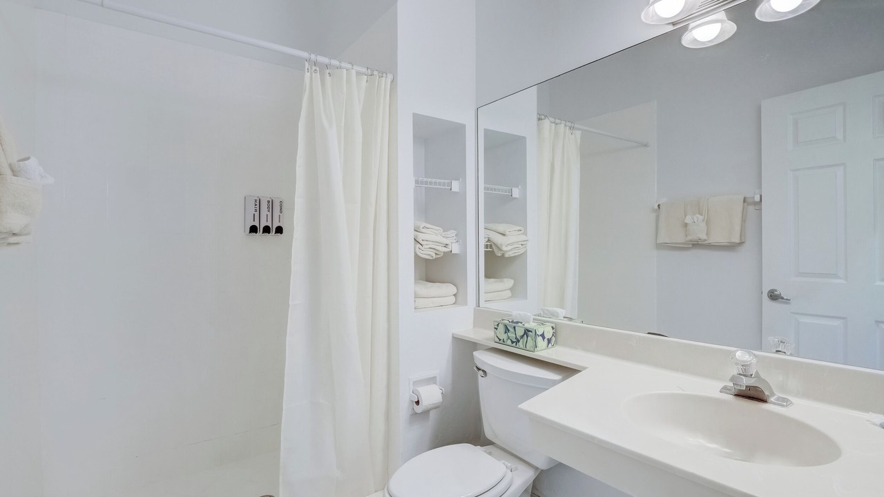 Photo of Bathroom in Naples