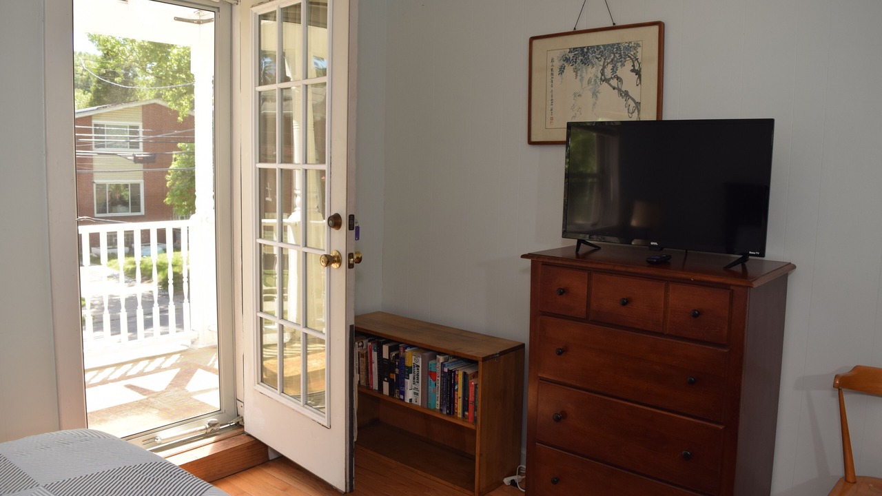 Photo of Bedroom in Point Breeze North